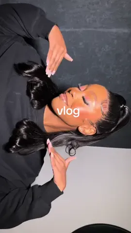 Vloggy vloggy , we still not done catching up 🥹✨ #beautycreator #Vlog #youtuber #youtube #contentcreator #Lifestyle 