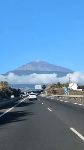 llegando al valle de la Orotava  #islascanarias #tenerife #puertodelacruz #canaryisland 