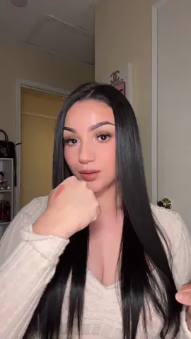 @Fenty Beauty #fentyglossbomb #fentyglossbombstix #glossstick #fentybeauty 