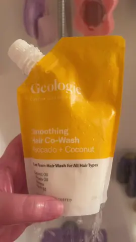 I’m so loving Geologie this made my hair so completely soft #gifted #haircare #shower #fypシ゚viral #TikTokShop #fyppppppppppppppppppppppp #conditioner #viral #geologie @Geologie #fypp 