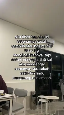 aku sudah tidak menginginkannya kembali tapi ntah kenapa aku masih saja merindukannya:)