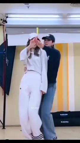 #lingorm #linglingkwong #ormkornnaphat #thesecretofus #xuhuong #viralvideo #trending #foryou #fyp #xhtiktok #ch3thailand #couple  #ใจซ่อนรัก  #TheSecretOfUs #หลิงออม #LingOrm  #linglingkwong #หลิงหลิงคอง  #ออมกรณ์นภัส #Ormkornnaphat 