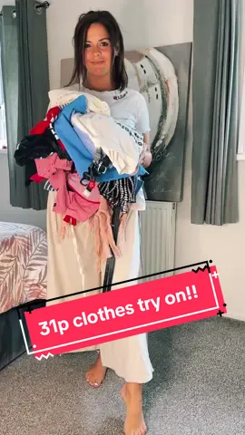 31p clothes try on! #family #influencer #influencers #familytiktok #charityshop #charityshophaul #charityshopfinds #charityshopping #fyp #fyppppppppppppppppppppppp #foryou #foryoupage #tryon #tryonhaul 