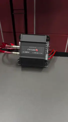 Amplificador 400.4 stetsom