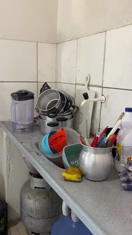 Quem mas e como eu em ? #viral #limpeza #casa 