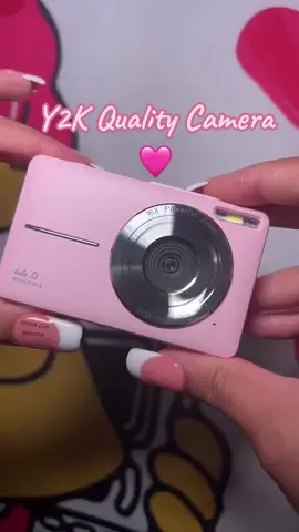 Capture the vibe✨🩷 #camera #y2k #y2kvibes #digitalcamera #nostalgia #f #fyp #foryou #foryoupage #fypviral #trending #trend #backtoschool #tiktokshopbacktoschool #tts #tiktokshop #spotlight 
