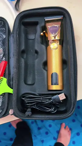 #trimmer #hair #tiktokshopbacktoschool #tiktokshopbacktoschoolsale #foryou #foryoupage #ad #sale #viral 