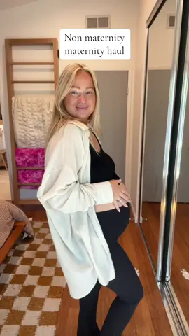 Spaghetti straps have never been a part of my wardrobe but being pregnant in the summer has made me surrender to it and I had to get some things to get me through! What kinda bra situation do people do with these kinds of things?🙈 #pregnant #pregnancy #mom #moms #maternityhaul #maternityshopping #tryon 