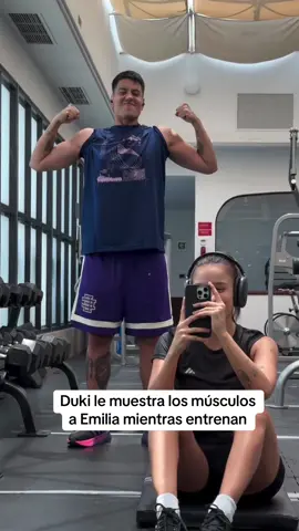 ESTA PAREJA 😍❤️ Así entrenan @dukoyasupiste y @EMILIA juntos 🥰 #tumusicahoy #tmh #musicosentiktok #tiktokmehizover #duki #emilia 