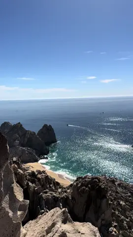 Caminata en Cabo San Lucas #cerrodelvigia #Hiking #bcs #loscabos #Summer #mexico #quehacerencabo #oceanopacifico 