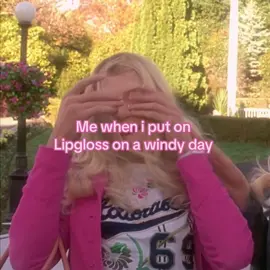 Struggle is bad fr being a girl #fyp #foryoupage #girlblogger #relatable #whitechicks #wilsonsisters 