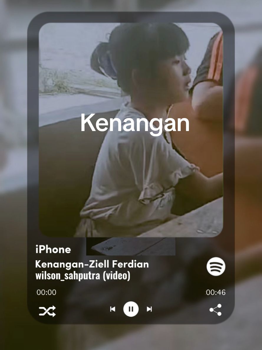 dalam banget nyanyi nya dek @wilson_sahputra  #kenangan #ziellferdiann  #fouryoupage #fyp  #lagucover #laguviral #lagusad #coversong 