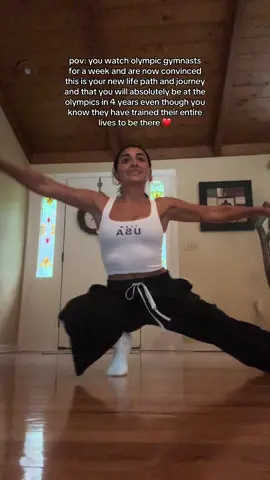 @Simone Biles @suni what is your starting rate for lessons… pls teach me how to perfect my wolf spin in time for my olympic run in 2028. #fyp #foryou #olympics #olympicgymnastics 