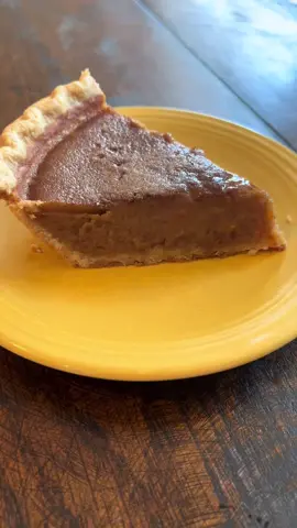Soup bean pie 😆 #dessert #pie #strangerecipe #weirdrecipe #fall #cooking #sweets #oldfashioned #appalachia #southernrecipe 