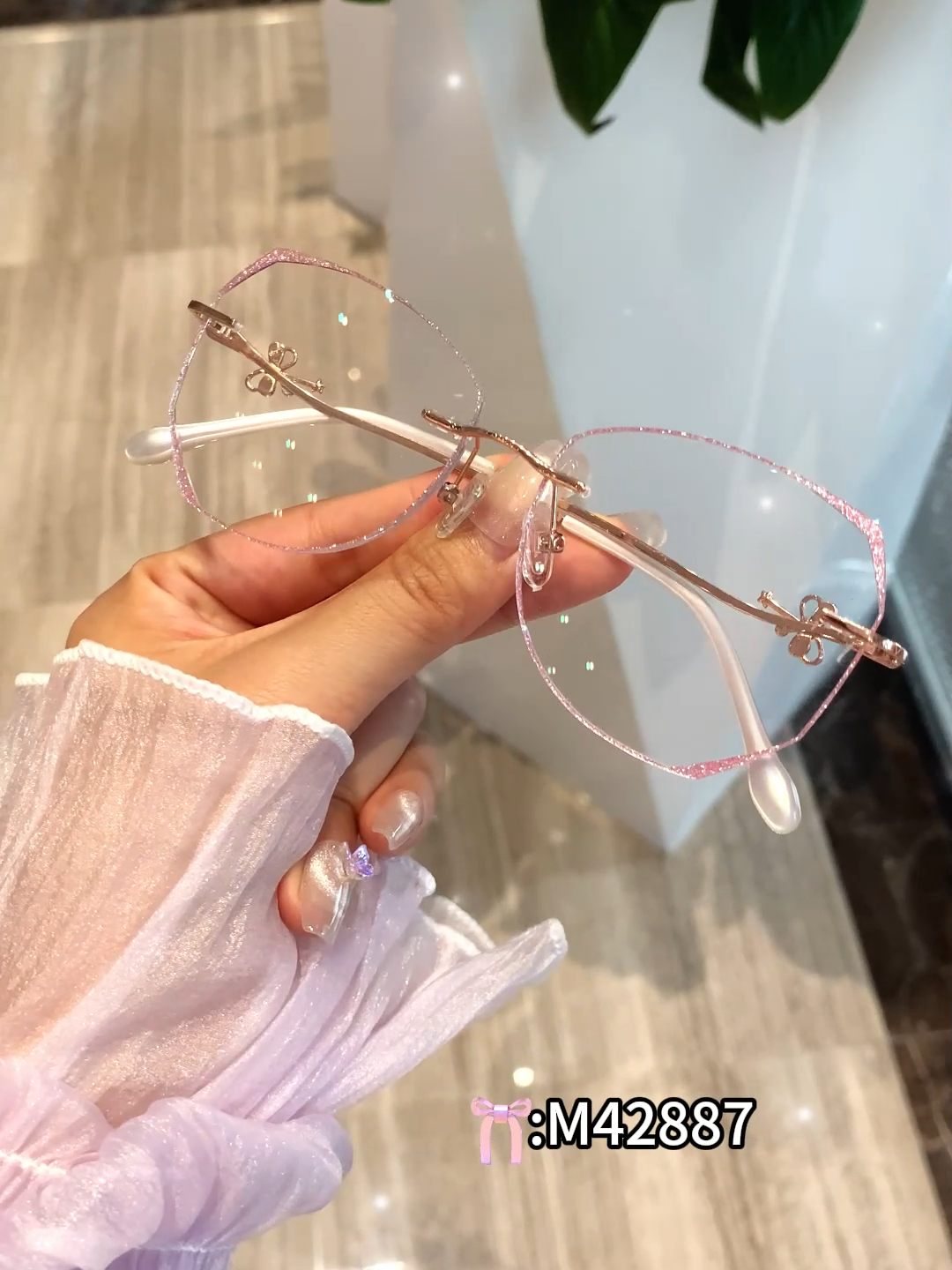 ✨ Shine bright with our sparkling pink rimless glasses! 💖👓 Add a touch of glam to your everyday style. 👓：M42887 ✅ Free standard shipping on US orders over 💰69 ✅ 365-day warranty and 60-day return & exchange ✅ Live Chat 24/7 #optical #firmooframe #firmooglasses #NewArrivals #Sparkling #Rimless #PinkVibes #ShineOn #ChicStyle #Fashion #FirmooStyle #Glamorous