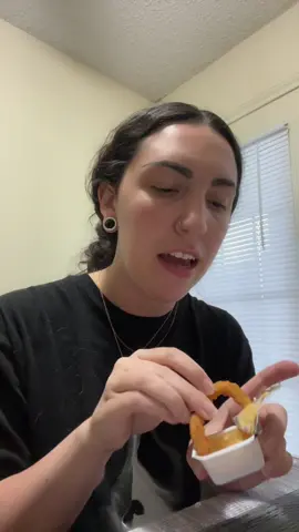 #onionrings #fyp#burgerking #zestysauce #fastfood #trending @Burger King 