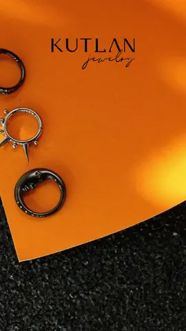 Halloween 🎃 Nose Rings 💍Earrings Recommendation! 🥳🥳 #piercing #piercings #piercingjewelry #newpiercings #nosering #noserings #septum #septumpiercing #septumpiercings #titanium #jewelry #earrings #kutlanpiercingjewelry 