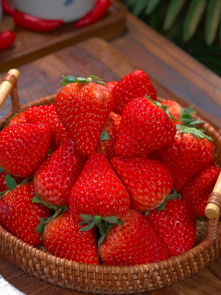 Four-season strawberry seeds - Plant Once, Harvest All Year Round