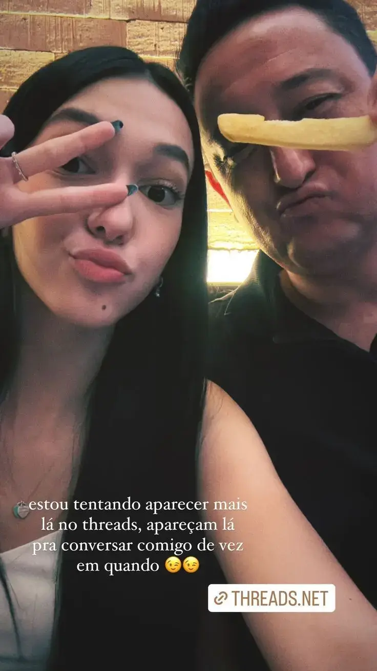 Liberando fotos do tio e da lu, ai tem uma de uma conta que o tio criou e aceitou poucos fcs,tô Liberando pra vcs! Se pegar comente PG!😽💓 • #slowsdaluiza #luluca #tiorenato #liberando - @Luluca 💗 @Renato Sorrentino - adm:fefeh