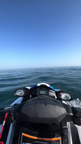 🧟‍♀️ #lisbon #jetski #CapCut 
