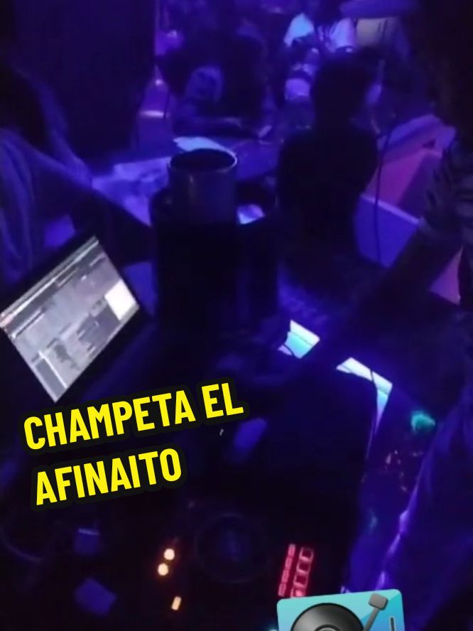 BUSCO ALGUIEN QUE ME QUIERA EL AFINAITO CHAMPETA #elafinaito #champeta #consteña #sigueme_para_mas_videos_asi #apoyo #ecuador #colombia #panama #mezclandoenvivo #viraltiktok #fyp #fypage #chile #demencia #djjuniorthenegro #tendencia #viraltiktok #cartagenadeindias 