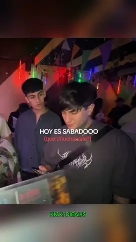 Hoy es sabado que sale #diealis #fiesta #divertido #feliz #clips #viral #fyp 