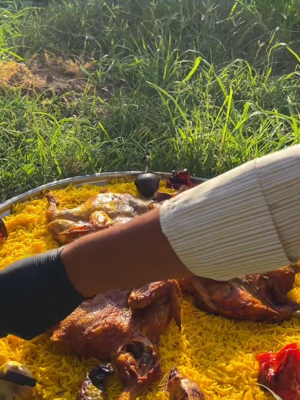 Full Chicken Biryani Recipe #foryou #trending #viral #tiktok #viraul #fyp #foryoupage #amazingcookingasmr 