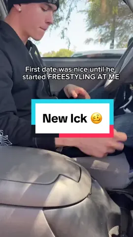 This guy really freestyled on the first date 🥴  #fyp #firstdate #viral #unexpected #ick #dating #rapper 