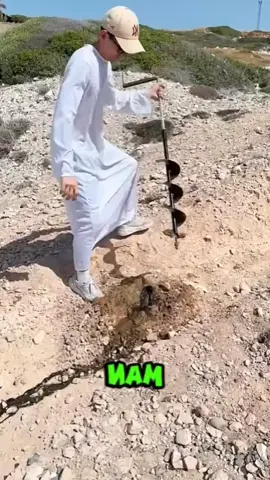 He found Oil On desert #oil #dessert #usa #knockknock #foryoupage #fyp #tiktok #uk #usa