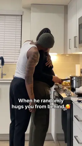 Comment down below if you love when your partner does this🥺🥰  #relationshipgoals #couplegoals #fypage 