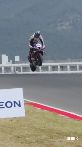 Another day, another ride on the rollercoaster! 🎢 Are you ready to take off for one last flight around Portimao? ✈️ #PortugueseWorldSBK 🇵🇹 #WorldSBK #motorcycle #motorsport #racing #sportsontiktok