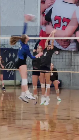 Next up is TAV athlete Aubree Pratt (2027/Frisco Liberty HS)!  Vballrecruiter.com 15’s All-American Honorable Mention