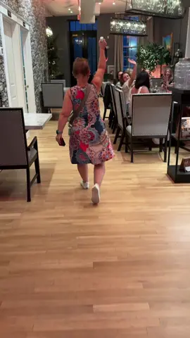We cherish these extraordinary moments and don't usually capture them! Here, a guest is celebrating their twentieth wedding anniversary and is gifting a bottle of bubbles to a bride about to get married. 😭 #anniversarymoments #bachelorette #portlandmaine #visitmaine #mainething 