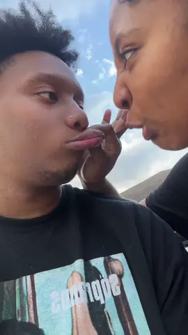 OH WOW 🤣 #kemoniandleron #couplegoals #foryoupage #foryou #viral #couple 
