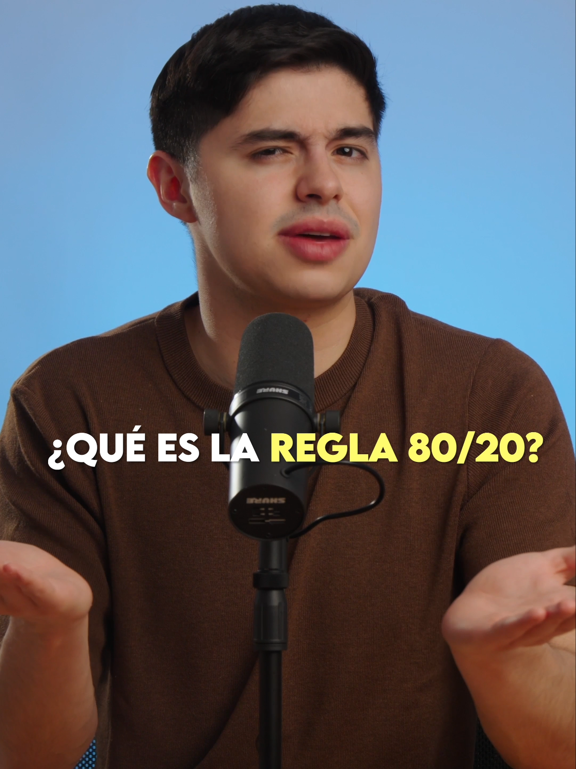 ¿Qué Es La Regla 80/20? 👇🏼 La Regla 80/20, también conocida como la Ley de Pareto, es un principio que indica que el 80% de los resultados provienen del 20% de los esfuerzos. Este concepto se aplica a muchas áreas de la vida, desde el trabajo hasta las relaciones personales, y nos enseña que una pequeña cantidad de nuestras acciones genera la mayor parte de los resultados. Comprender y aplicar esta regla puede transformar tu enfoque diario. Al identificar cuáles son esas pocas cosas que realmente importan, puedes maximizar tu productividad y minimizar el tiempo y esfuerzo en actividades que no tienen un impacto significativo en el largo plazo. Si te concentras en el 20% que realmente importa, puedes alcanzar un crecimiento personal y profesional mucho más eficiente. Enfócate en lo esencial, y verás cómo logras más con menos esfuerzo. Déjame saber tus dudas y preguntas acerca de este tema en los comentarios 👁️ ¿Ya habías escuchado de esta regla antes? #AndresGarza #DesarrolloPersonal #Dinero #Finanzas #FinanzasPersonales #Invertir #Inversiones #LeyDePareto