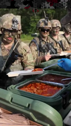 Feeding a Platoon in the Field #shorts #military 