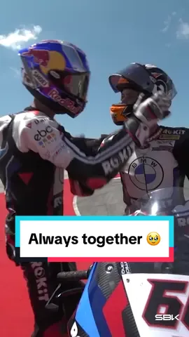 Friends like this are the best #MondayMotivation ❤️ #PortugueseWorldSBK 🇵🇹 #WorldSBK #motorcycle #Motorsport #racing #sportsontiktok 