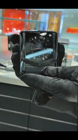 vertu Ironflip black alligator skin web3 phone.#vertu #vertuphone #luxury #luxuryphone #unpack #fyp #foryou 