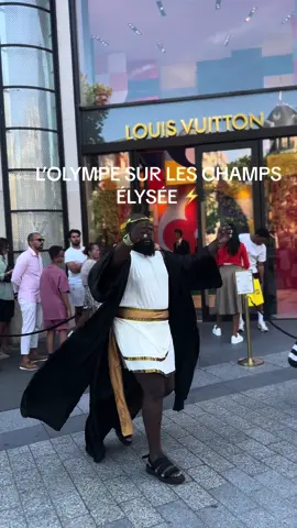 L’OLYMPE SUR LES CHAMPS ÉLYSÉE ⚡️ #olympics #paris2024 #jo2024 #louisvuitton #ceremoniedecloture 