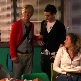 He was so jealous… //#skins #skinsuk #skinsedit #maxxieoliver #anwarkharral #maxxieandanwar 