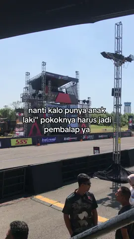 soalnya papanya suka kecepatan, bukan pembalap🤣#fyp #xybca #smg24jam #foryou #djarumdragbike2024 #dragbike201m #dragbike 