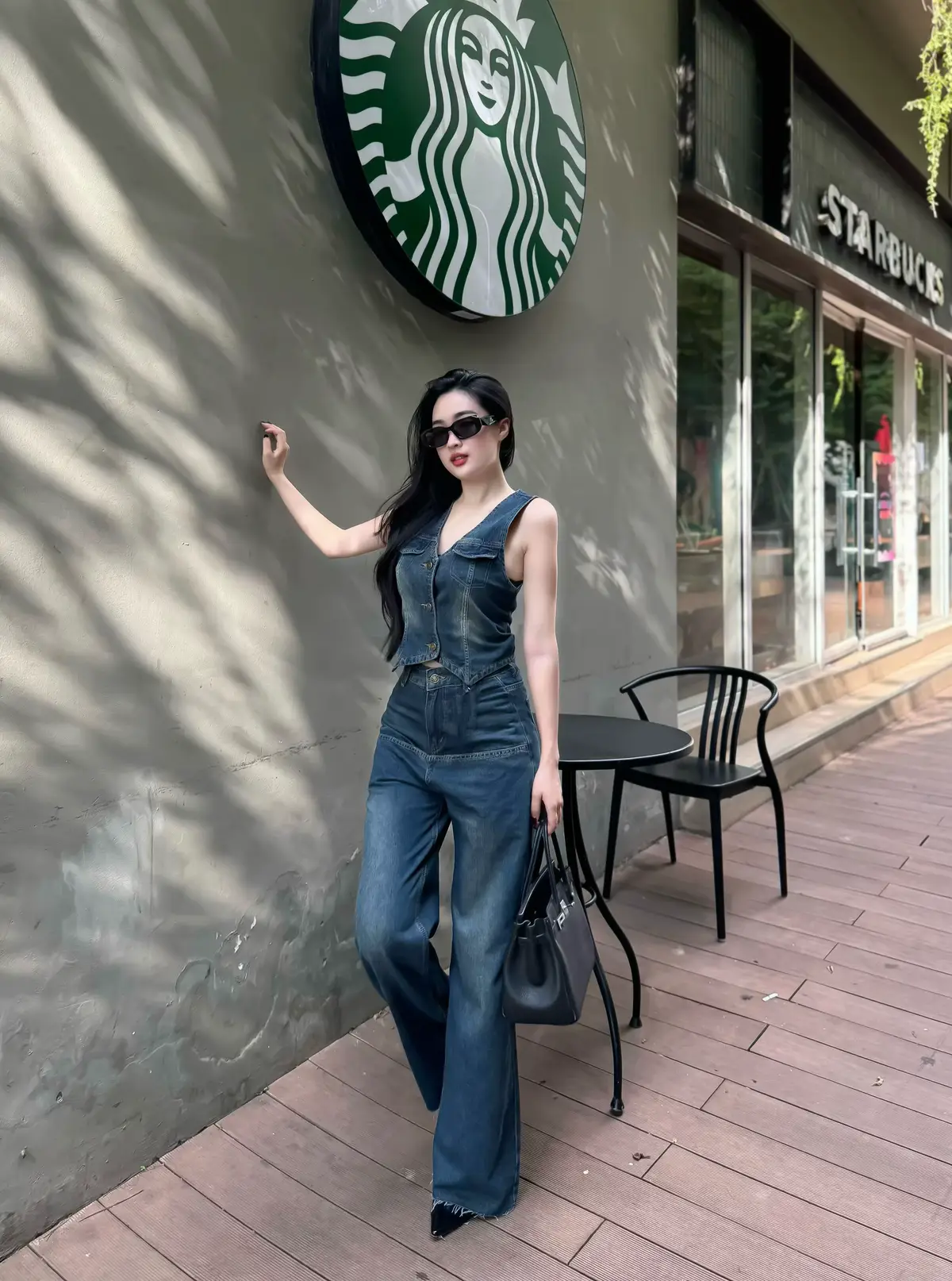 Một outfit xinh cho mùa thu tháng 8 💙