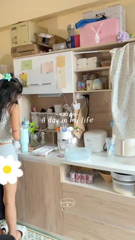 💭🛋️🏡  #Vlog #minivlog #vlogs #fyp #fypシ #fypシ゚viral #desk #cooking #ครัวเด็กหอ #ครัวtiktok #ทําอาหาร #homecafe #โฮมคาเฟ่ 