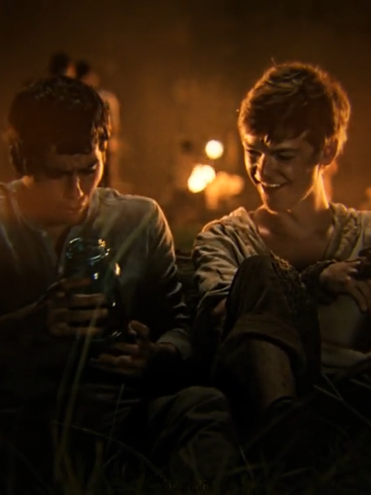 #NEWTMAS // first ae edit actually eats what ?? :33 // #fyp #newtmas #edit #mazerunner #themazerunner #tmr #tmredits #aftereffects #sailorsong #ship #gigiperez #ship #viral #blowthisup #dylanobrien #thomasbrodiesansgter #gay #mazerunneredit // tags - comments