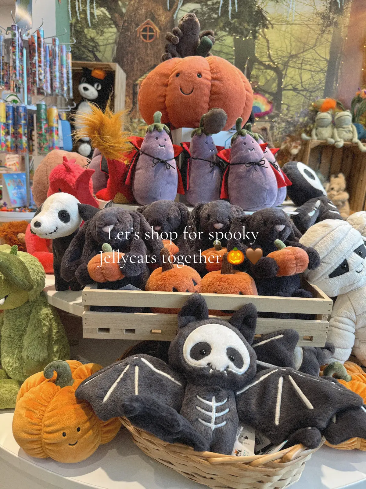 I’m so in love, I got the Ooky bat 🦇🤎  @Jellycat #americanintheuk #jellycat #jellycatcollection #spookyseason #autumn #autumnvibes #pumpkinseason 