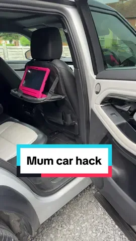 Mum car hack 🚘 #mumhack #mumcar #mumcarhack #mum #mumlife #mumtok #mumsoftiktok #mumhacks #mumtrick #mummy #mums #car #carorganization #carorganizer #carseatorganizer #car #cars #cartok 