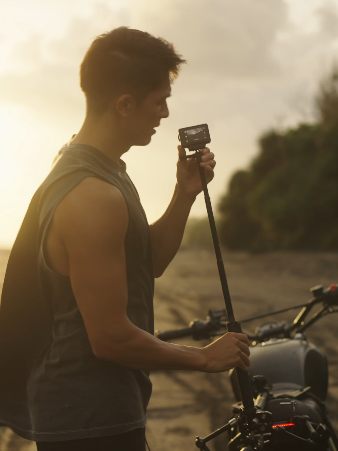 feeling so lana del rey vinyl rn 🏍️🌄 🎥: @mikevisuals_ on #OsmoAction4  #action #pov #motorcycle #beach