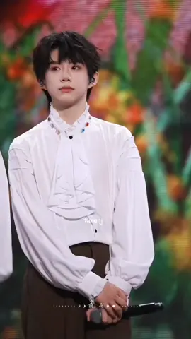 trời oiii nhếch lông mày đồ omgg#trandichhang #chendiheng 