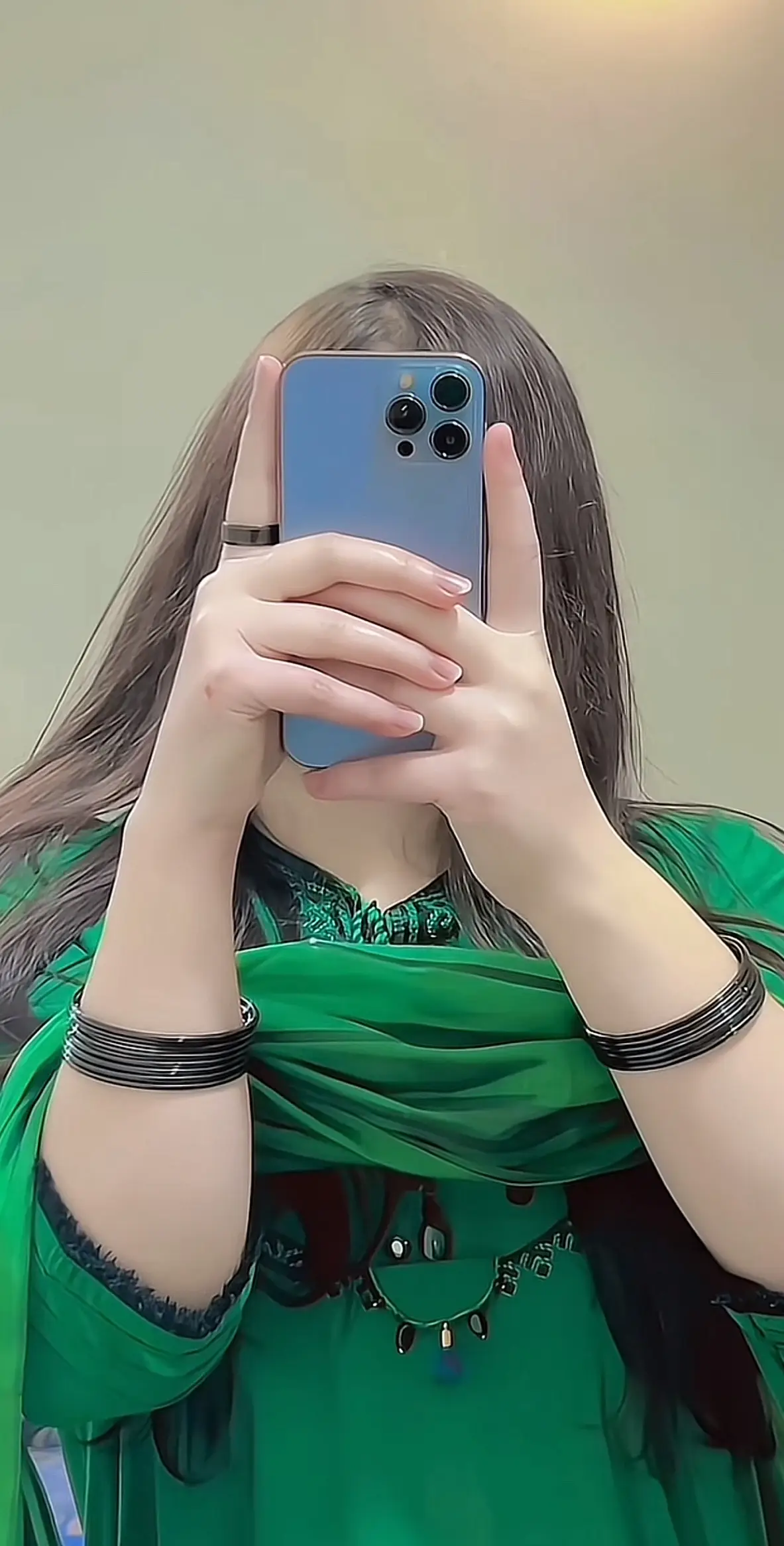 💚🤍