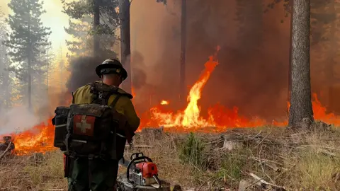 at war😈 #fyp #hotshotfirefighter #wildland #parkfire  FC: @Daniel Ramirez 